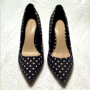 Le Chateau polka dot material pumps
